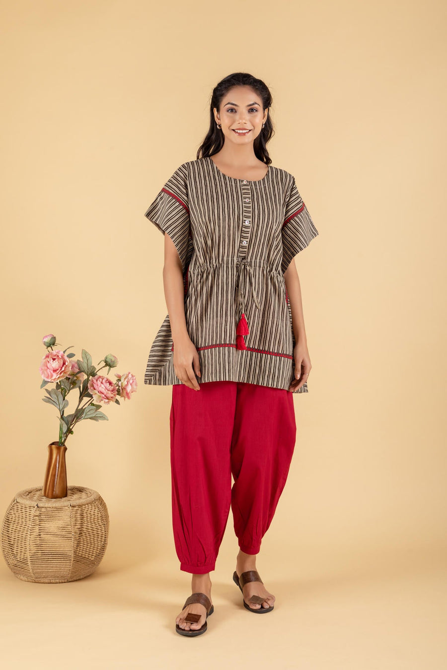 Black and Grey Stripes Printed Short Kaftan