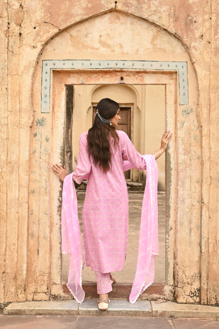 Mauve Embroidered Cotton Kurta Pant Set With Dupatta