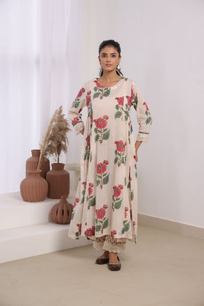 Cream Mul Cotton Gathered Kurta with Pink Floral Motifs, Lace & Bead Work – Pant Set