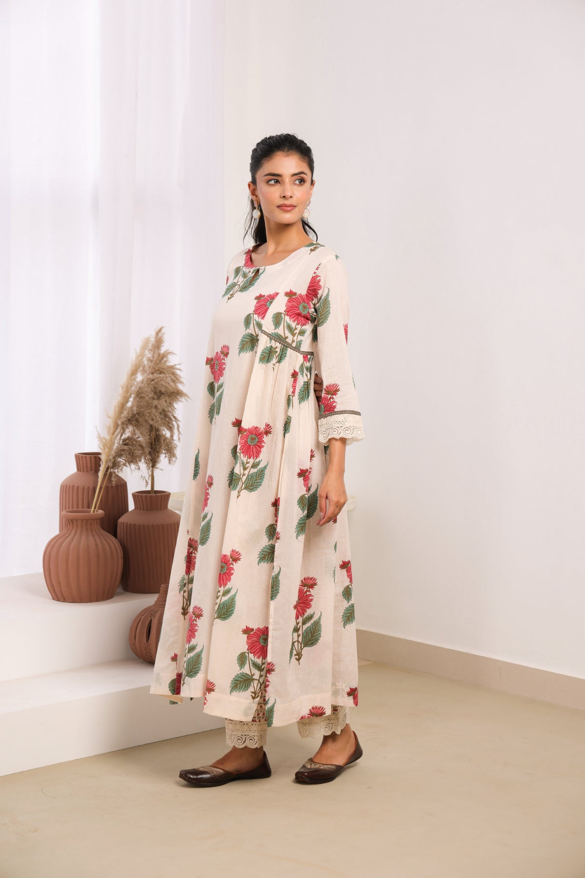 Cream Mul Cotton Gathered Kurta with Pink Floral Motifs, Lace & Bead Work – Pant Set