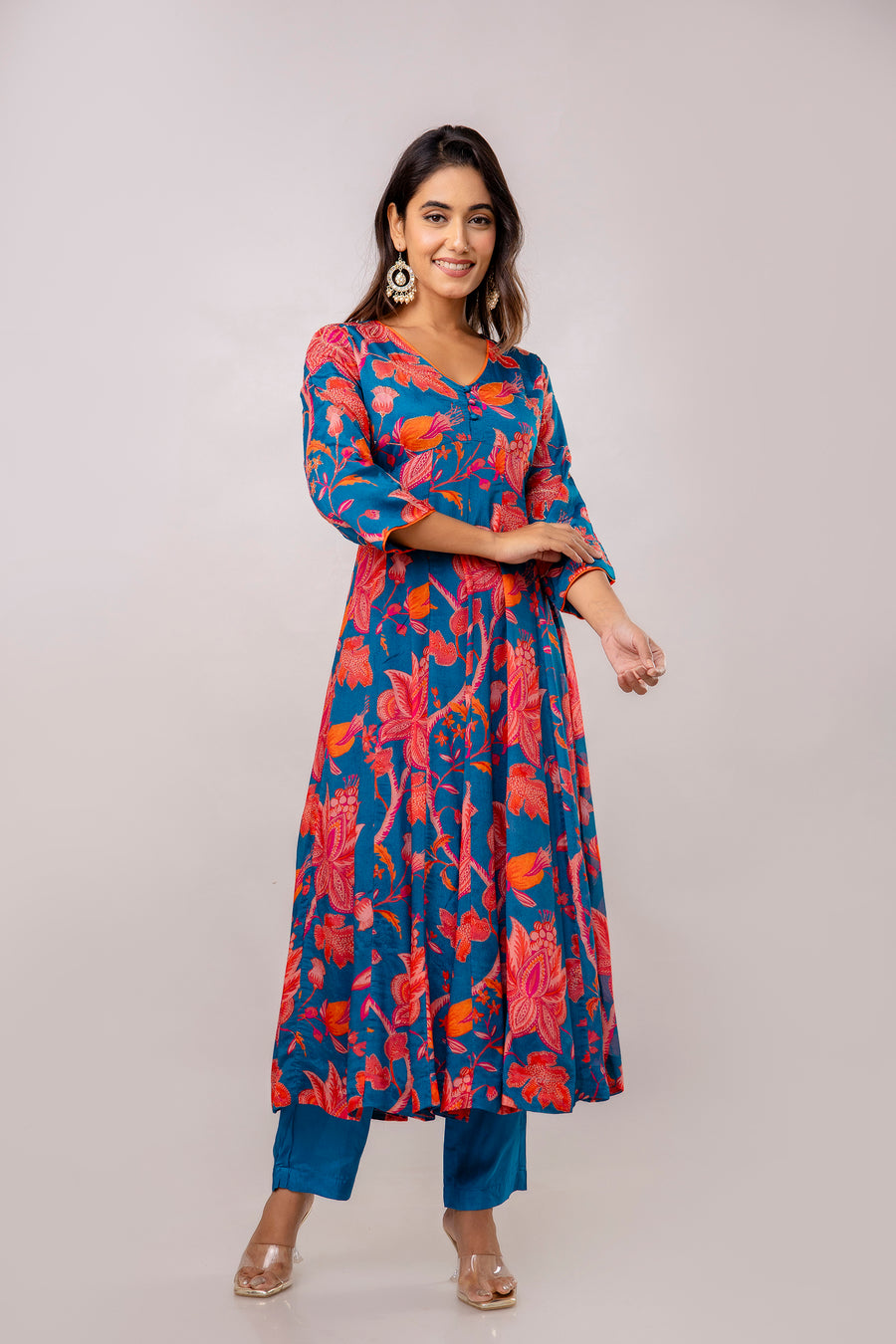 Teal Chinnon Embroidered Kalidaar Kurta Pant