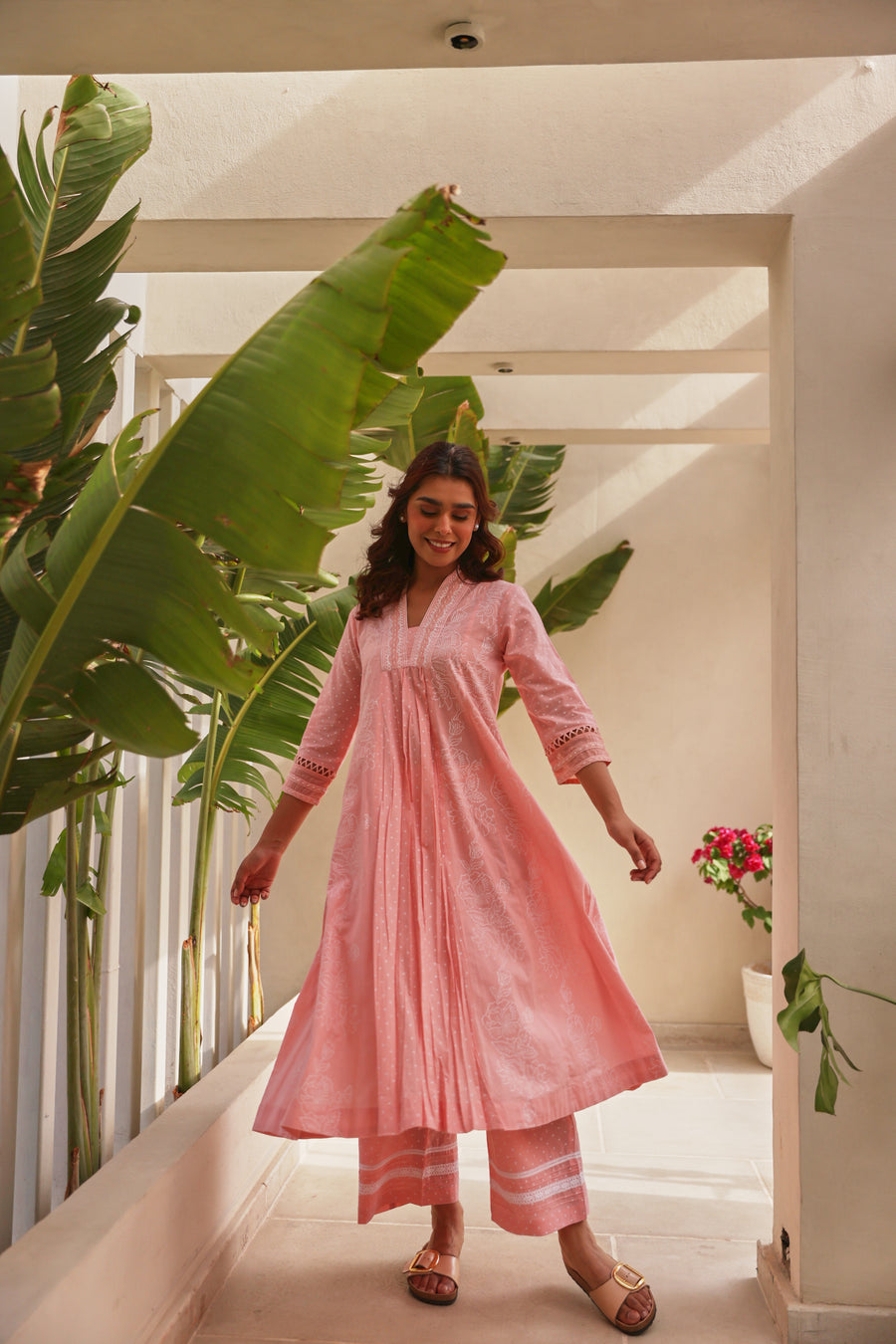 Pink Chunakhari Printed Kurta Set with Pearl Lace Work
