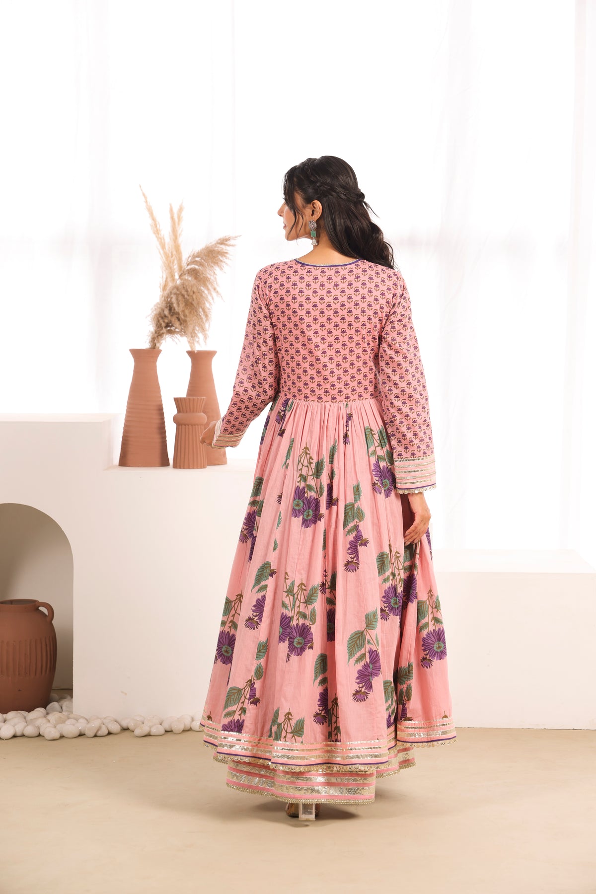 Pink Printed Cotton Mulmul Kalidaar Kurta with Zari Patch Embroidery