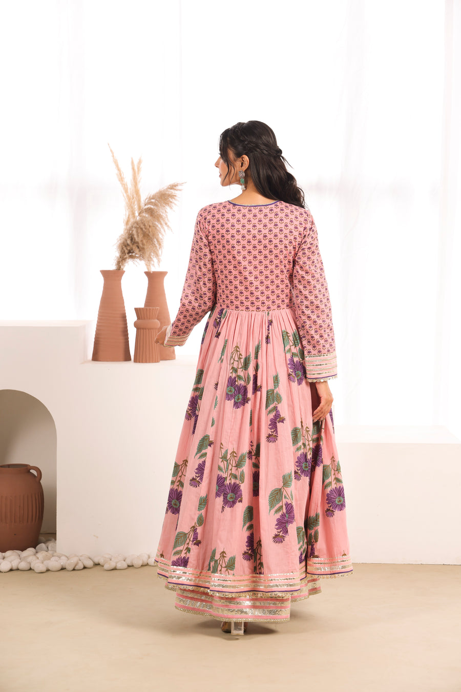 Pink Printed Cotton Mulmul Kalidaar Kurta with Zari Patch Embroidery