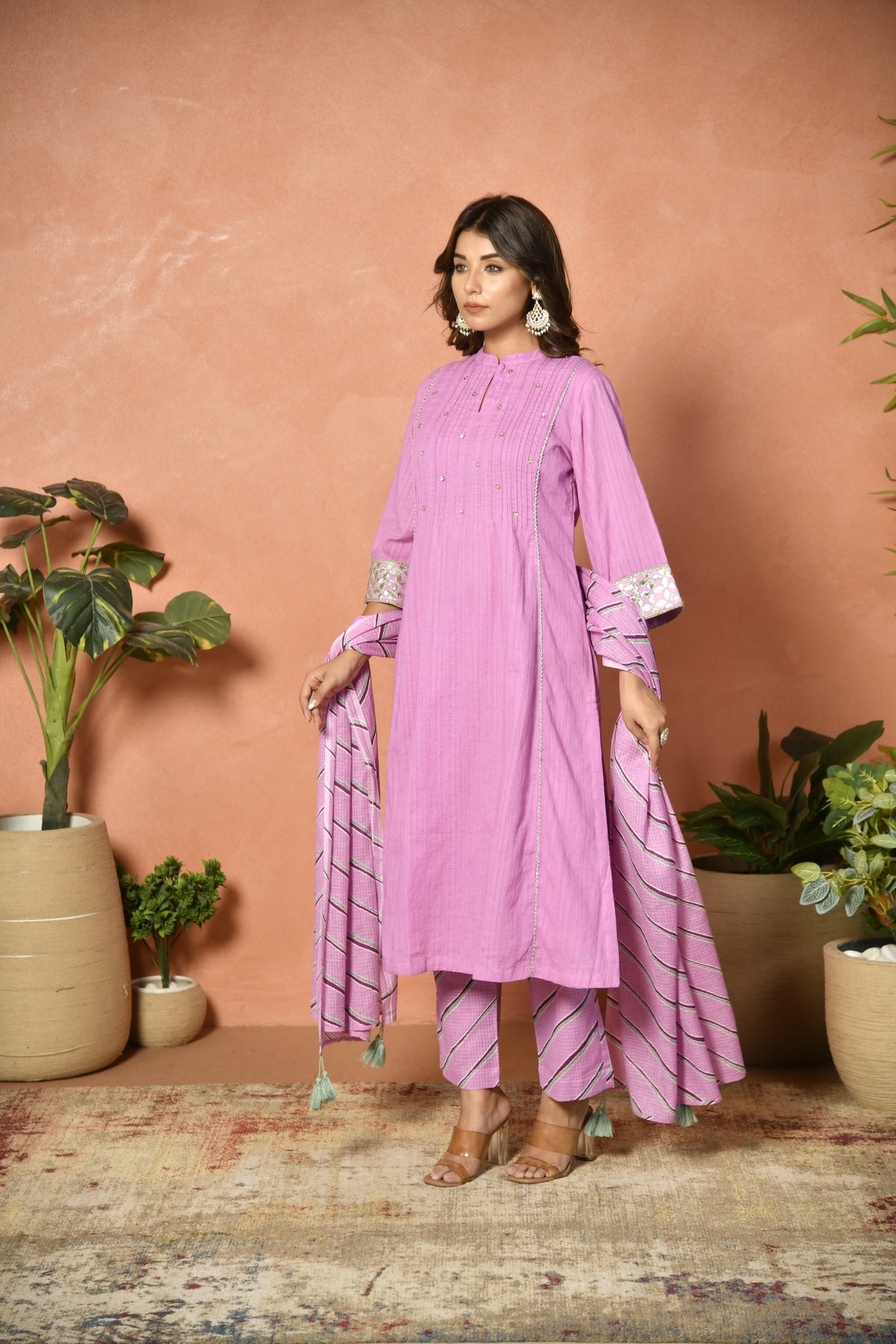 Purple festive embroidered cotton suit set - detail 4 - EKOHUM