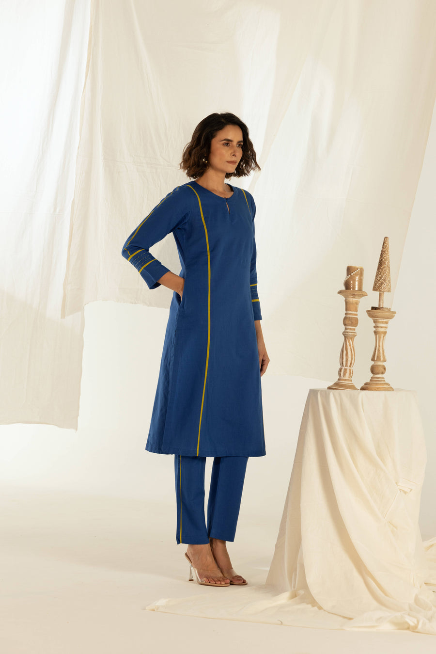 Blue Cotton Linen Kurta Pant Set in Contrast Piping