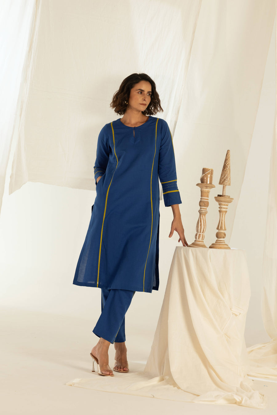 Blue Cotton Linen Kurta Pant Set in Contrast Piping
